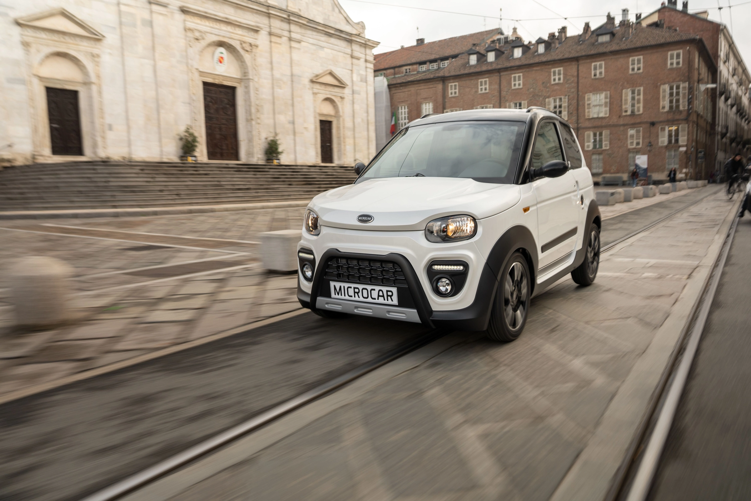 Een nieuwe Ligier of Microcar rijden met een citycar abonnement.jpeg